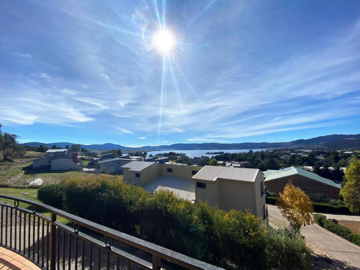Dromaius 5 - 3Br Townhouse L Lake Views L Spa Bath L Wifi L Bbq ジンダバイン エクステリア 写真