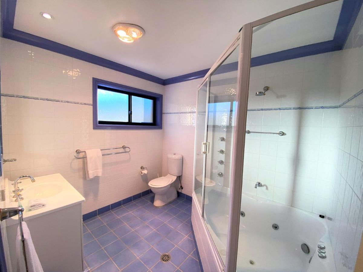 Dromaius 5 - 3Br Townhouse L Lake Views L Spa Bath L Wifi L Bbq ジンダバイン エクステリア 写真
